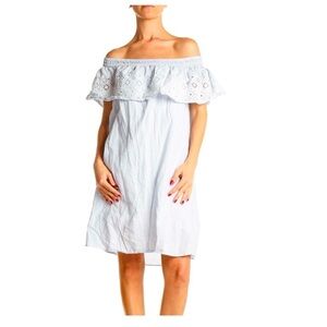 🚨FLASH SALE🚨 Ann Taylor LOFT
Blue Bohemian Off the Shoulder Eyelet Shift Dress